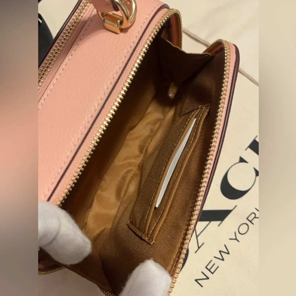 Coach ✅ x Tom Wesselmann Box crossbody with make up print 💄👛 - Picture 11 of 13